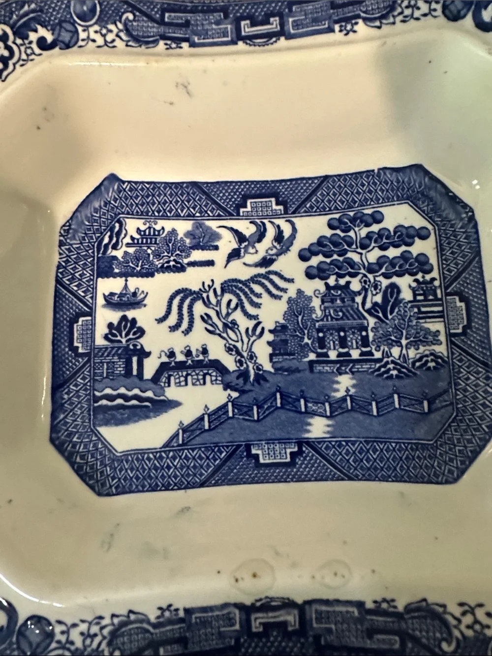 Antique Allertons England Blue Willow Scalloped Vegetable Serving Bowl